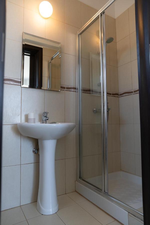 Fig Tree Villa Ekaterina 3 Bdrm Protaras Exteriér fotografie
